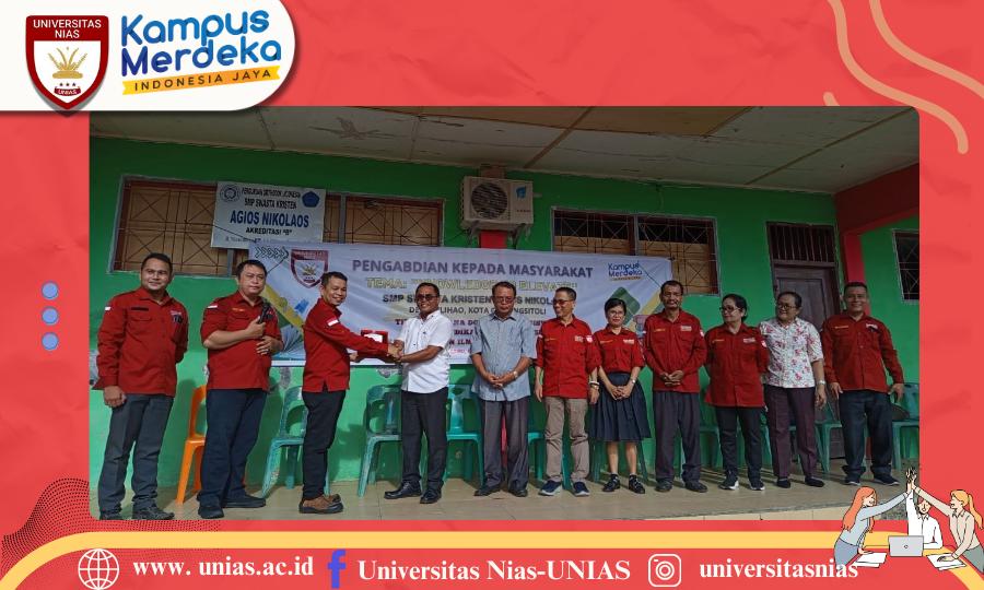 Membawa Perubahan,  Dosen dan Mahasiswa Universitas Nias  Prodi Pendidikan Bahasa Inggris Lakukan Pengabdian Masyarakat Berbasis Kearifan Lokal di SMPS Kristen Agios Nikolaus